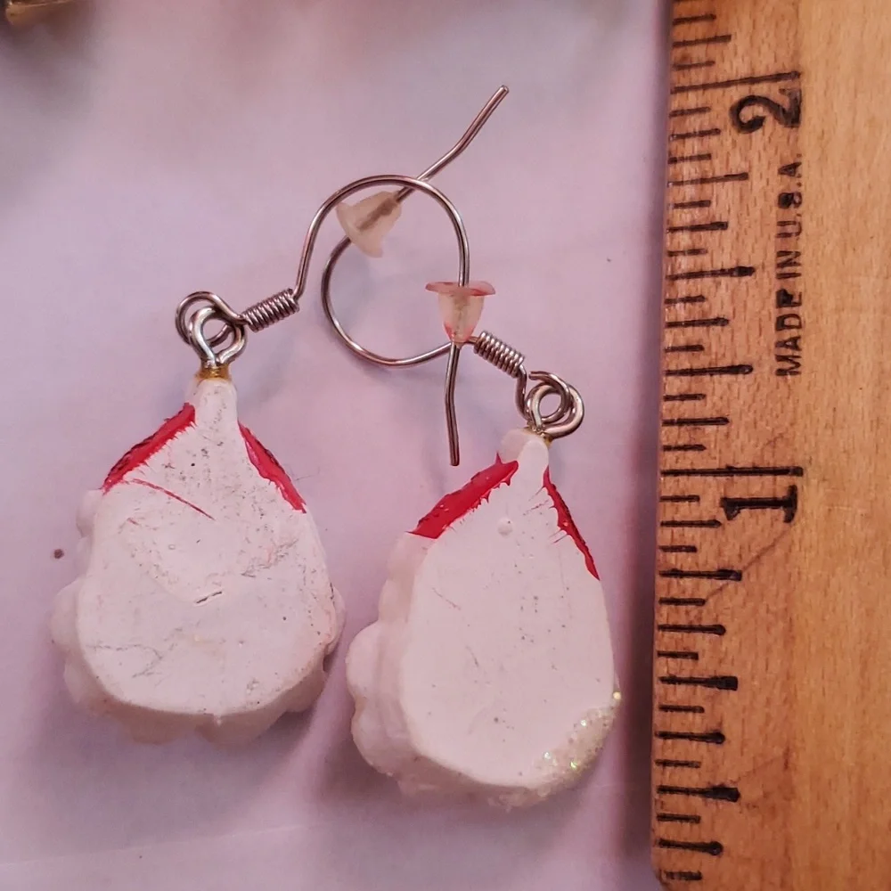 JINGLE BELLS & SANTA CLAUS Earrings White Red Silver & Gold Glitter Pier…
